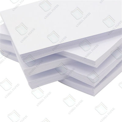 kwaliteit Briefformaat Kopieer Afdrukpapier A4 Office Kopieerpapier 70g 75g 80gm Glad oppervlak fabriek